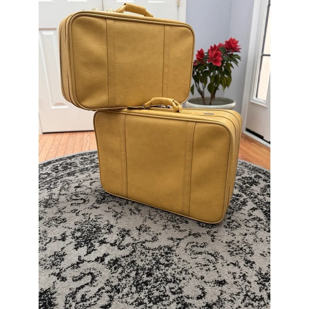 Vintage American Tourister ESCORT Suitcase Set 2pc Mustard Yellow Retro 70s MCM